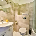 Apartment U Ewy W Kolobrzegu Podczele - 2 Sypialnie 50m2, Wifi I Darmowy Parking! *