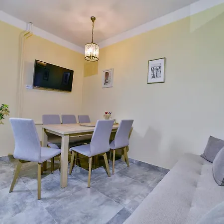 U Ewy W Kolobrzegu Podczele - 2 Sypialnie 50m2, Wifi I Darmowy Parking! * Kolobřeh