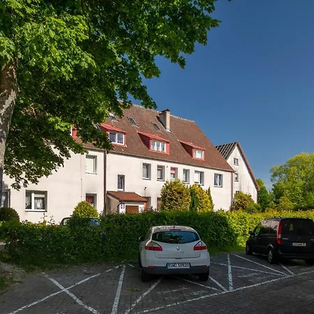 U Ewy W Kolobrzegu Podczele - 2 Sypialnie 50m2, Wifi I Darmowy Parking! Apartmán Kolobřeh