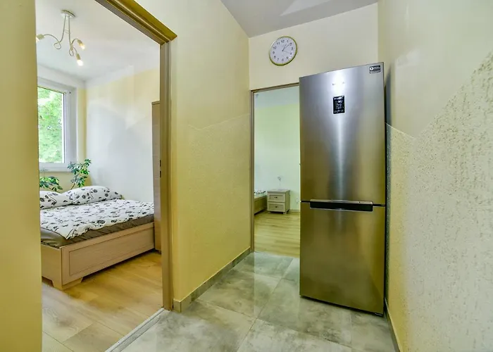 Daire U Ewy W Kolobrzegu Podczele - 2 Sypialnie 50m2, Wifi I Darmowy Parking! *