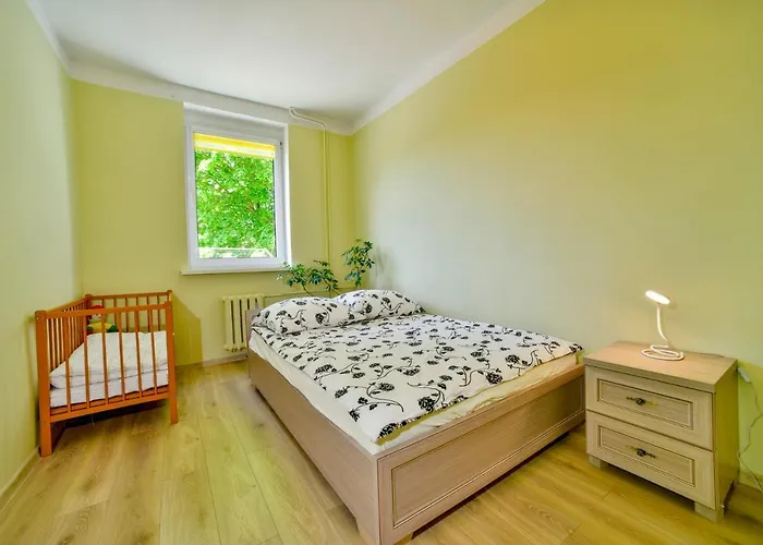 Daire U Ewy W Kolobrzegu Podczele - 2 Sypialnie 50m2, Wifi I Darmowy Parking! Kolobrzeg